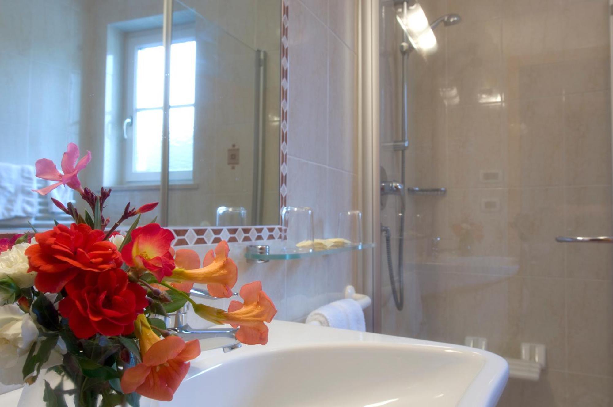 Hotel Loewenwirt Cermes Luaran gambar