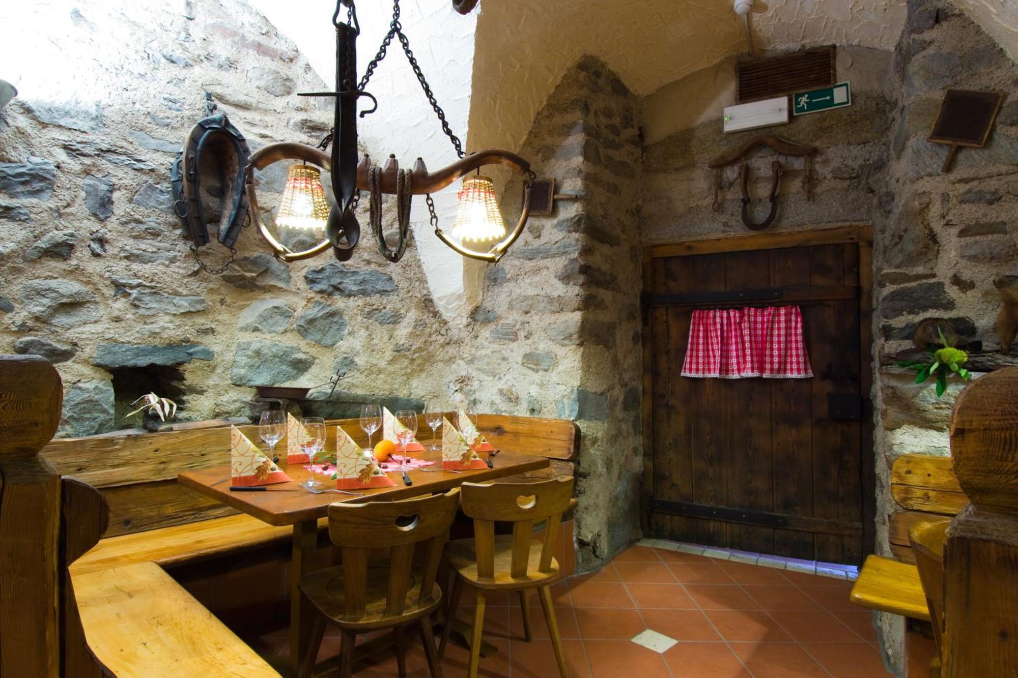 Hotel Loewenwirt Cermes Luaran gambar
