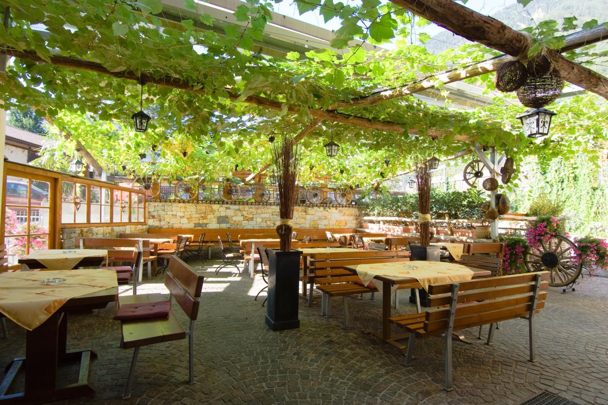 Hotel Loewenwirt Cermes Luaran gambar